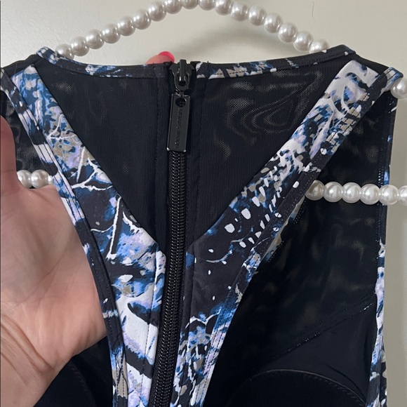 Robyn Lawley Broken Wings Back-Zip Mesh One-Piece, 8 - Picture 6 of 12